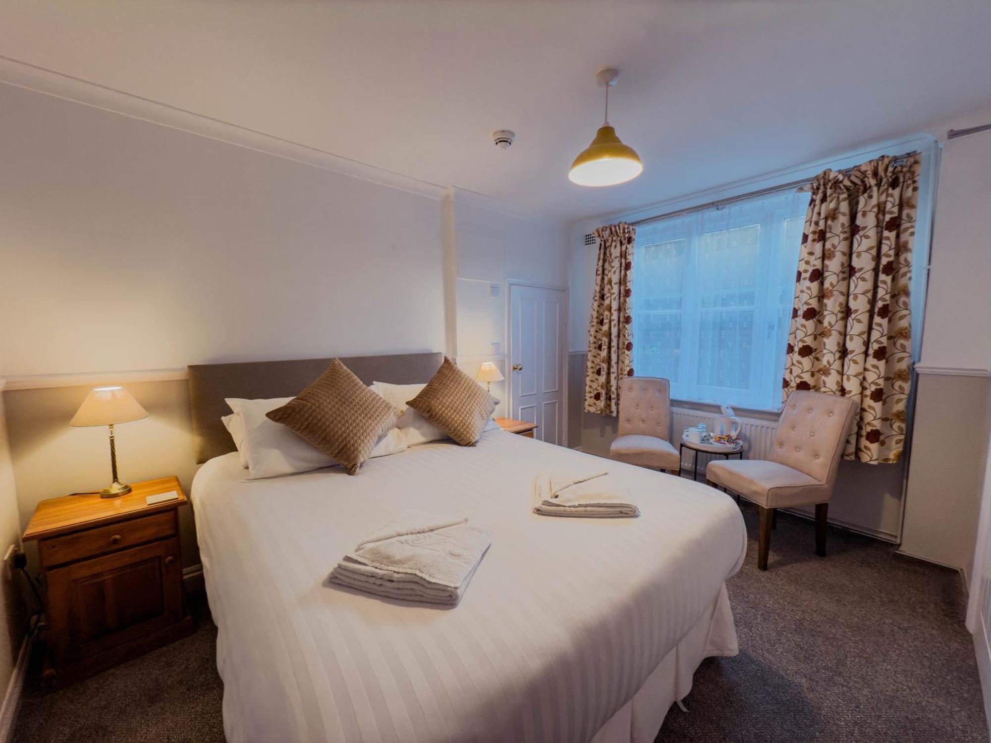 Newport Quay Bed & Breakfast Екстериор снимка