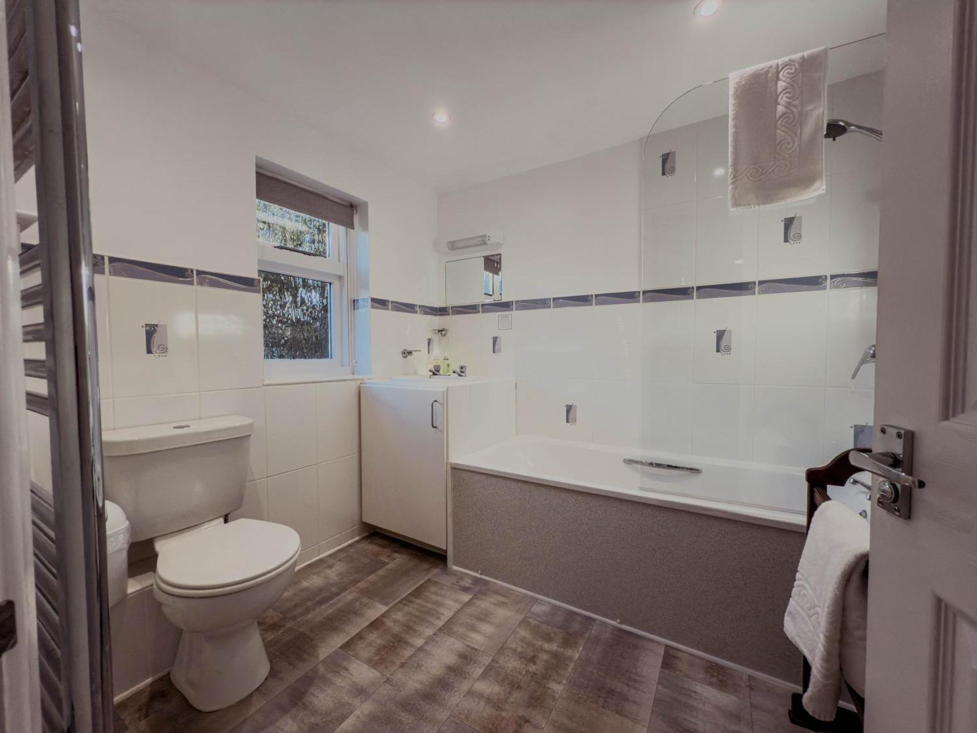 Newport Quay Bed & Breakfast Екстериор снимка
